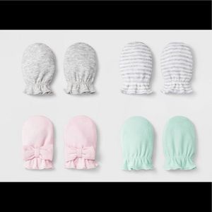 NEW Baby Girls' 4pk Mittens - Cloud Island